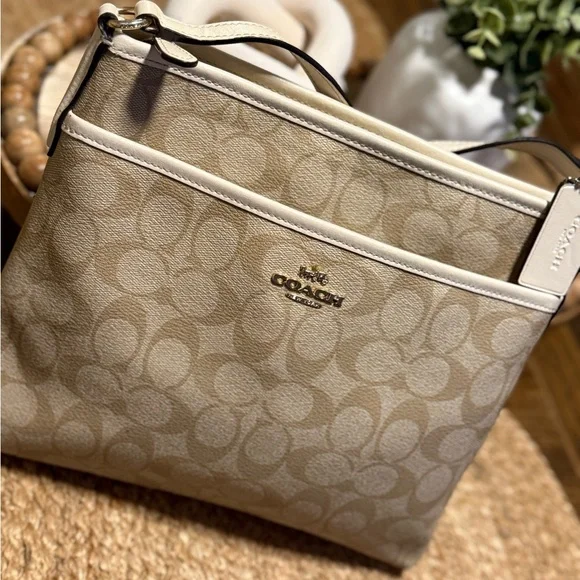 Coach | Bags | Coach Tan Crossbody Bag With Signature  display picture 1